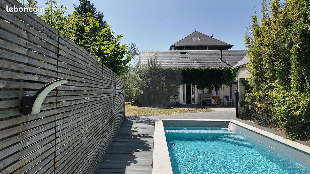 Maison 6 pièces 188 m² · à Saint-Jean-le-Blanc · 188 m² · 380 000 €
