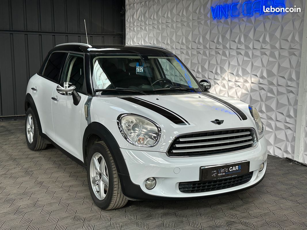 MINI COUNTRYMAN Cooper 122CV Pack Red Hot Chili (image 4)