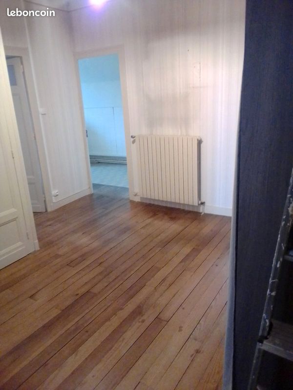 Excideuil 24160 - Appartement 71 m² refait à neuf, proche commerces - Excideuil 24160 (image principale 2)
