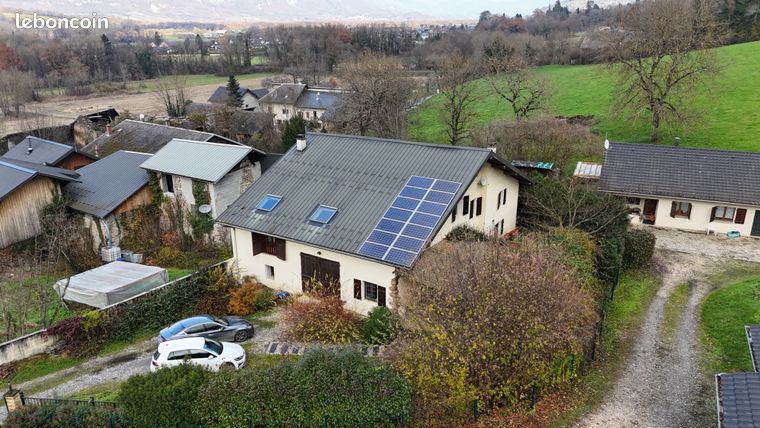Propriété 6 pièces 221 m²