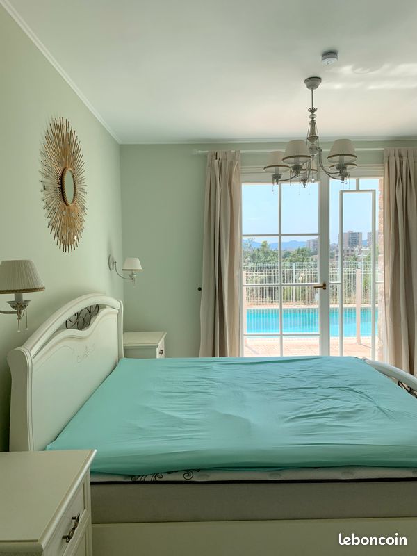 Appartement 4 pièces 90 m² · à Le Cannet · 90 m² · 2 400 €
