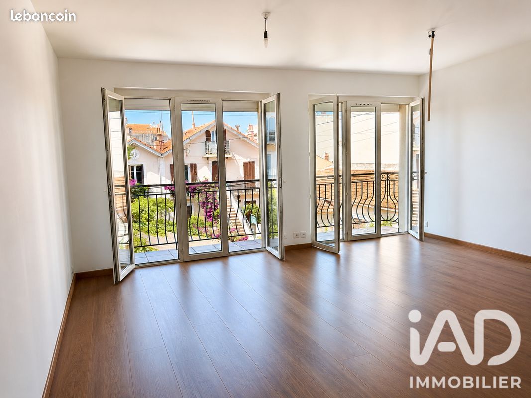 Appartement 4 pièces 81 m² · à Toulon · 81 m² · 370 000 €