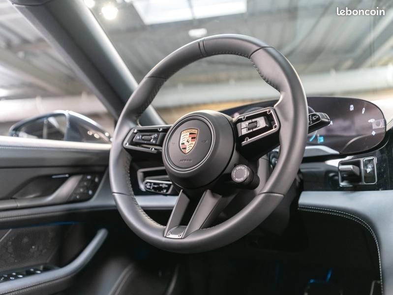 Porsche Taycan 435ch 4 avec batterie performance plus (image 18)