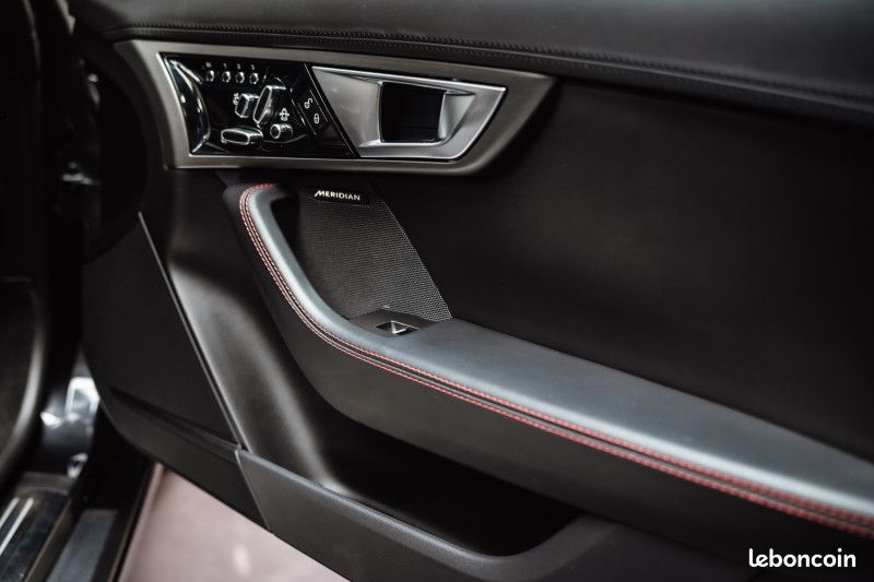 Jaguar F-TYPE CABRIOLET 3.0 V6 380CH S BVA8 (image 16)