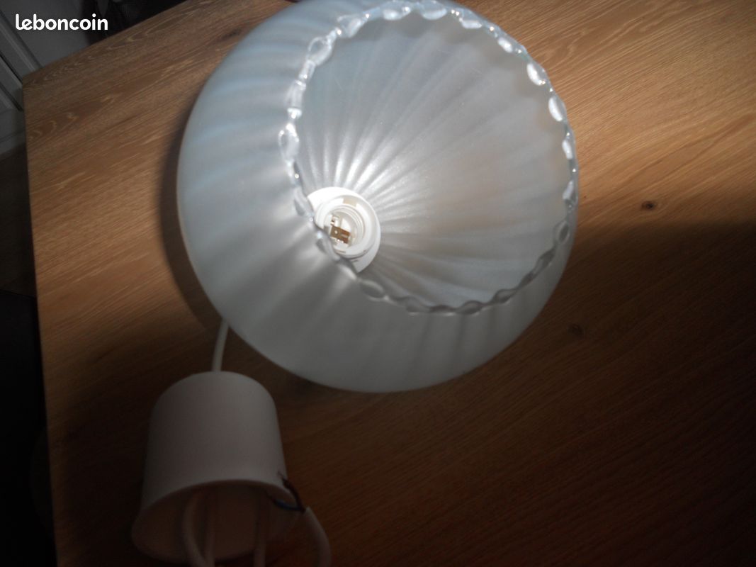 Luminaire (image 2)