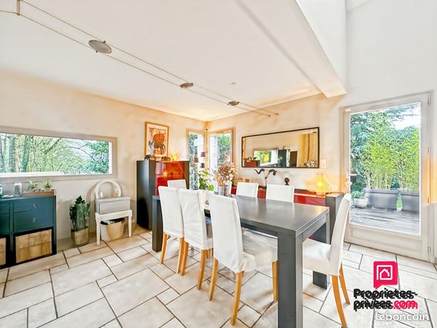 Maison 10 pièces 193 m²