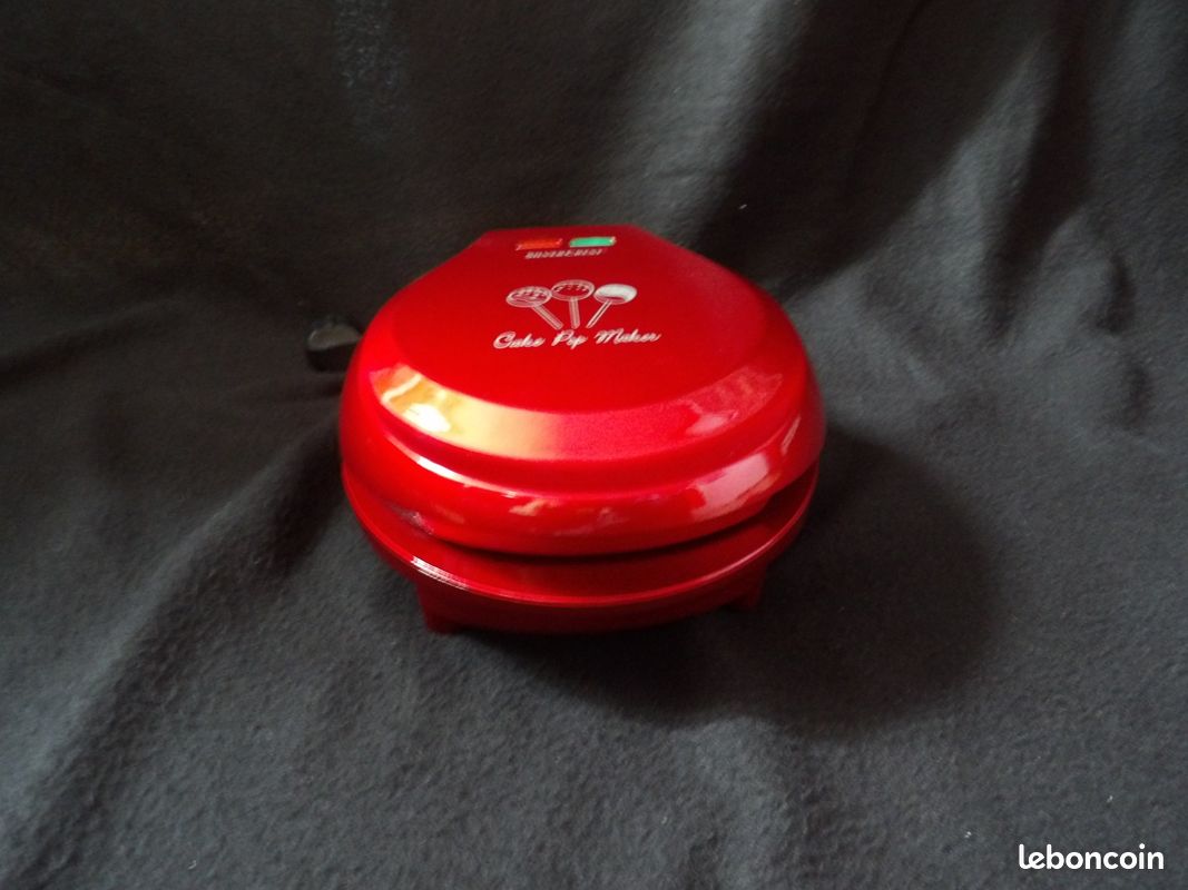 Cake Pop Maker Holstein Housewares 12 Gâteaux - 760W - Rouge - Surface Antiadhésive - Neuf