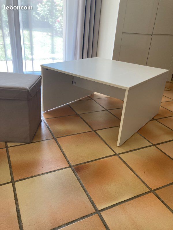Table basse carrée (image 2)