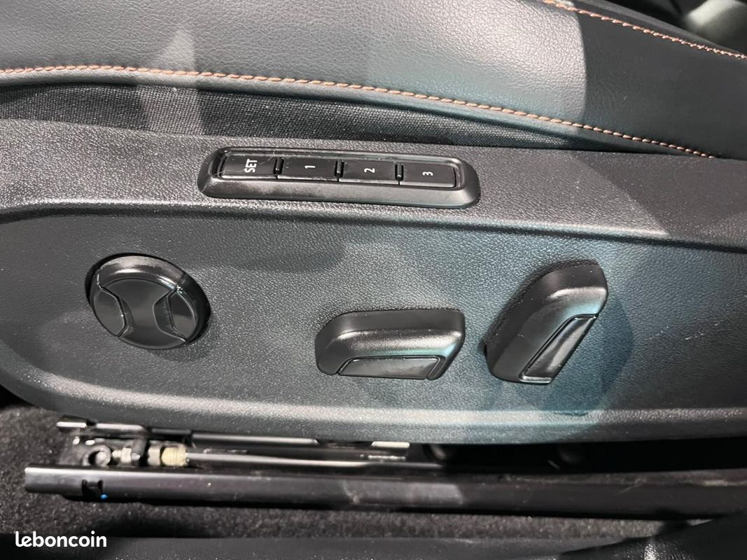CUPRA LEON 2.0 TSI 300 VZ DSG7 MALUS INCLUS Volant Supersport Beats Audio Caméra (image 20)