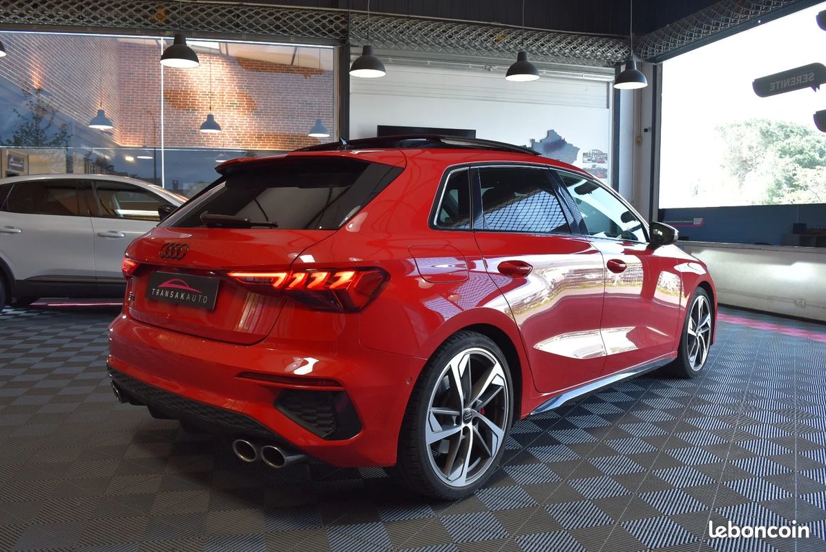 AUDI S3 SPORTBACK TFSI 310 S tronic 7 Quattro (image 5)