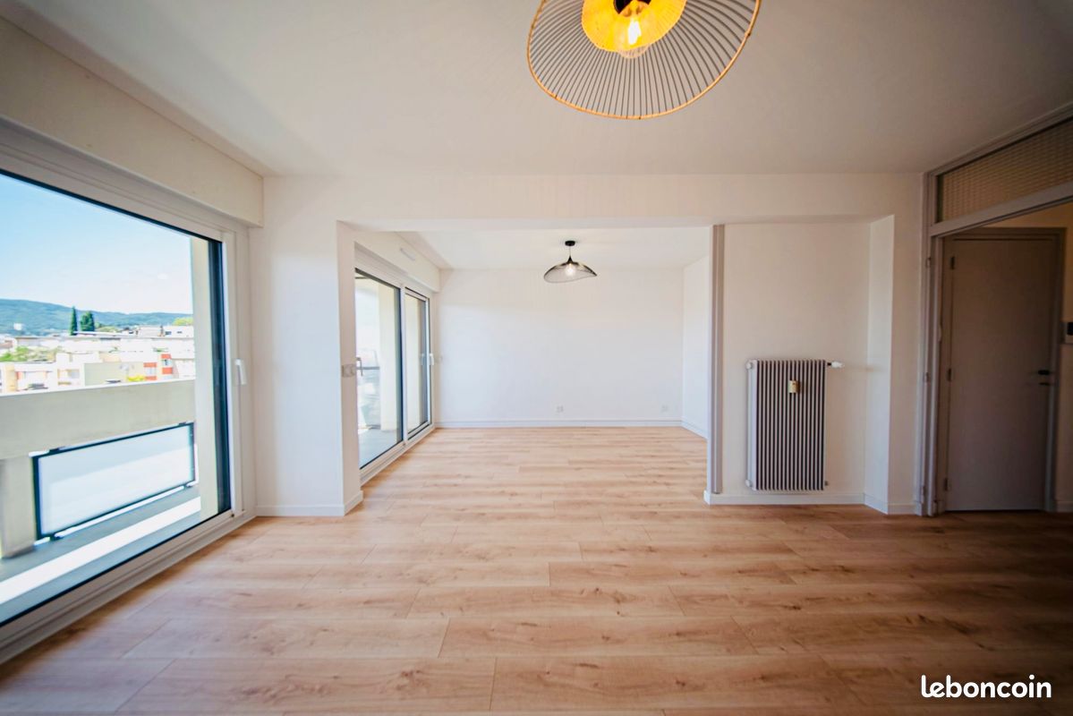 Appartement 3 pièces 80 m² · à Clermont-Ferrand · 80 m² · 220 000 €