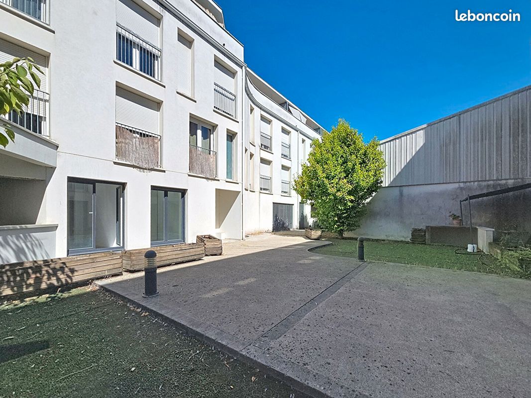 Appartement 2 pièces 43 m² · à Villenave-d'Ornon · 43 m² · 161 000 €
