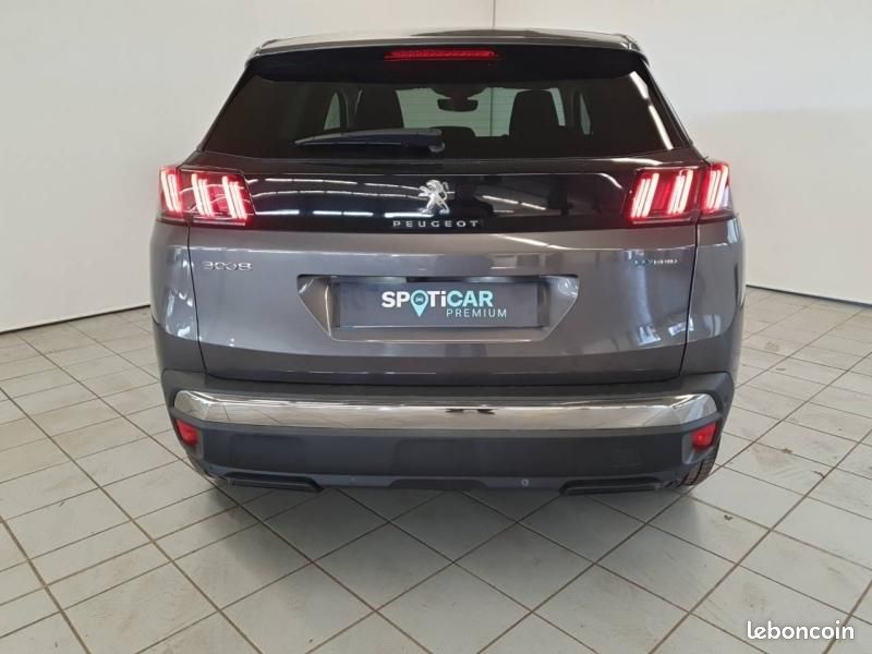 Peugeot 3008 HYBRID 225ch Allure Pack e-EAT8 (image 6)