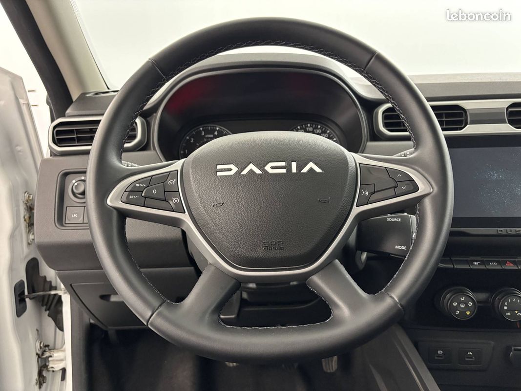 DACIA Duster ECO-G 100 4x2 Expression (image 15)