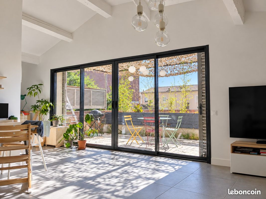Appartement 4 pièces 80 m² · à Lambesc · 79,7 m² · 332 000 €