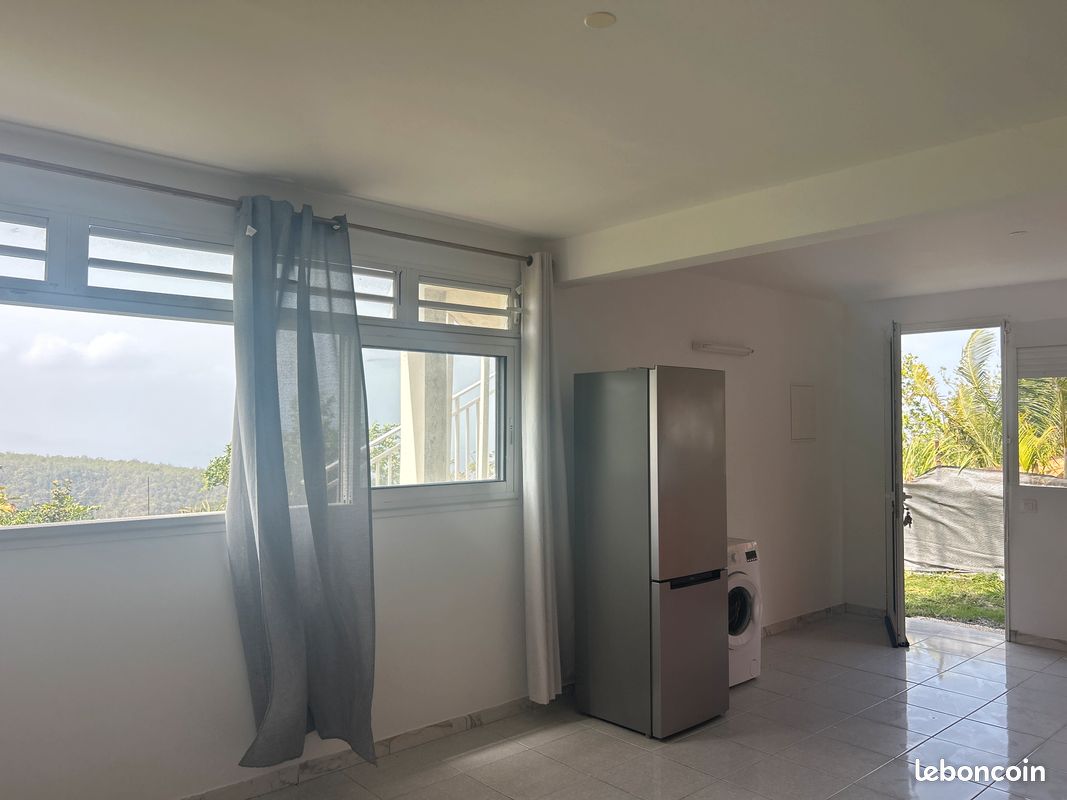 Appartement 2 pièces 70 m² · à Bellefontaine · 70 m² · 600 €