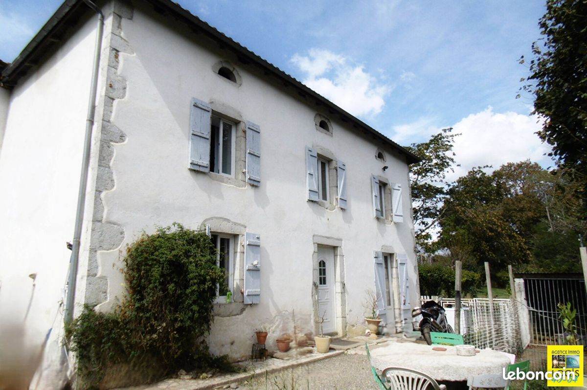 Maison 6 pièces 169 m² · à Labatut · 169 m² · 295 000 €