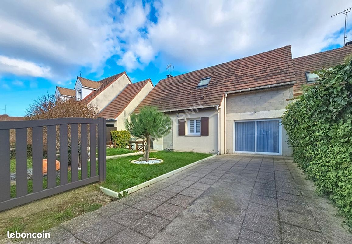 Maison 5 pièces 101 m² · à Luzarches · 101 m² · 335 000 €
