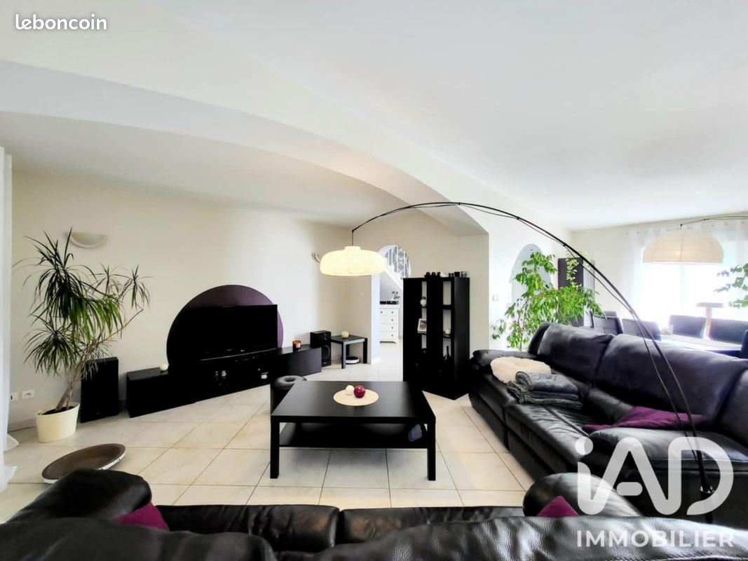 Maison 5 pièces 141 m² (image 5)
