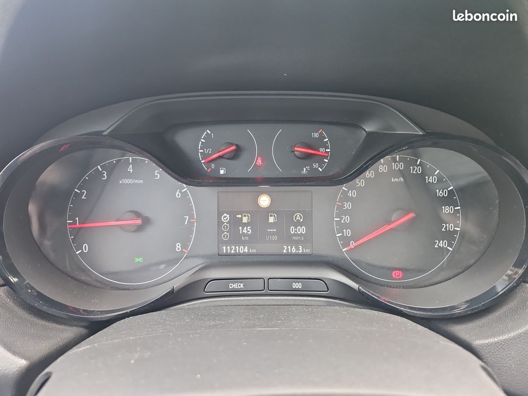 Opel grandland 1.2 turbo 130 design - carplay - camera de recul - lane assist - attelage amovible (image 13)