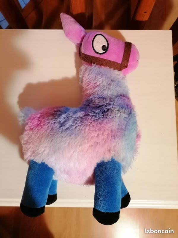Lama FORTNITE (image 1)