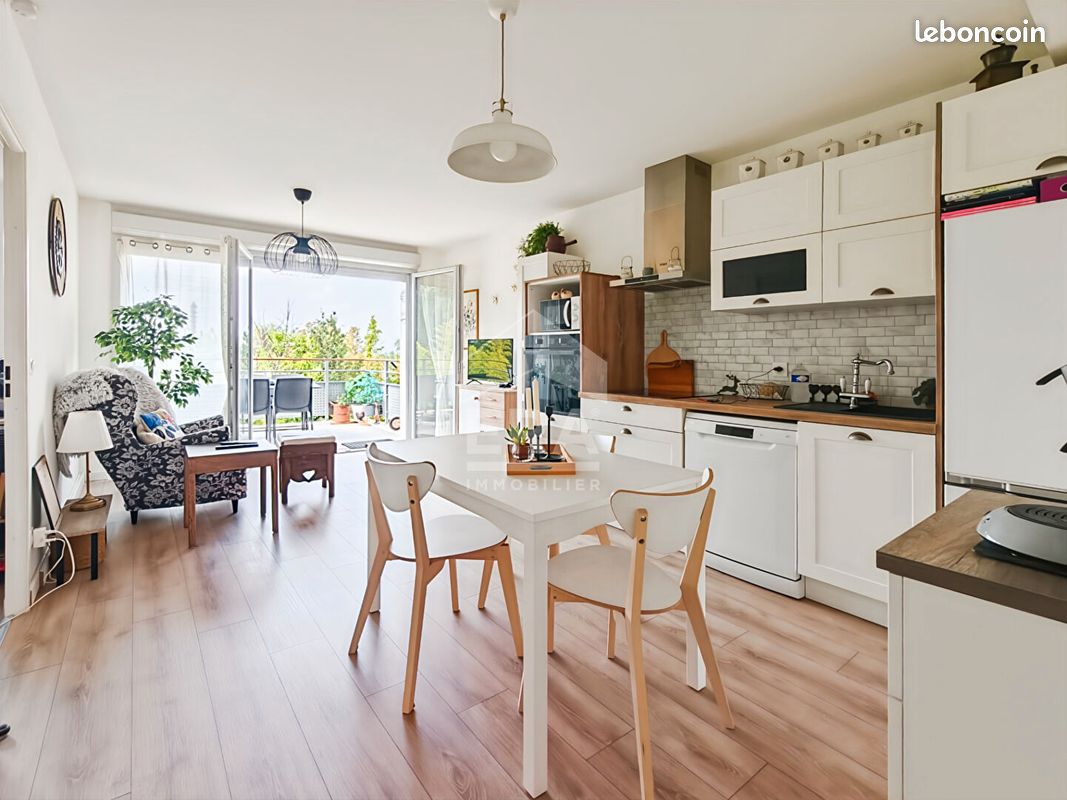 Appartement 2 pièces 40 m² · à Vitrolles · 40 m² · 214 000 €