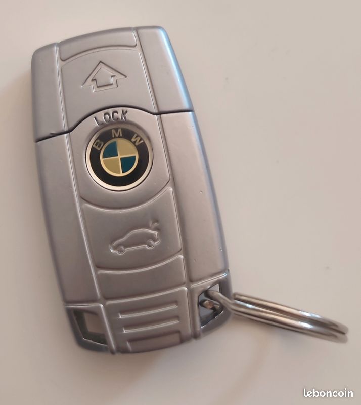 Clé usb BMW 1 Gb (image 1)