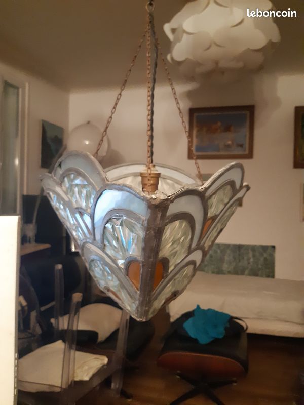 Lustre (image 1)