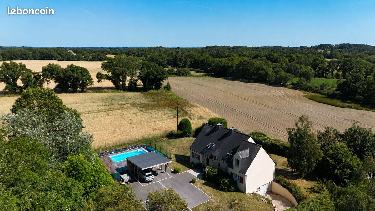 Maison 7 pièces 150 m² · à Plougoumelen · 150 m² · 685 000 €