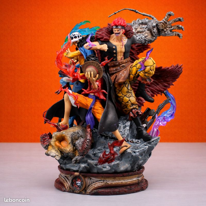 Figurine One Piece 22cm – Les Trois Capitaines Luffy, Law Et Kid