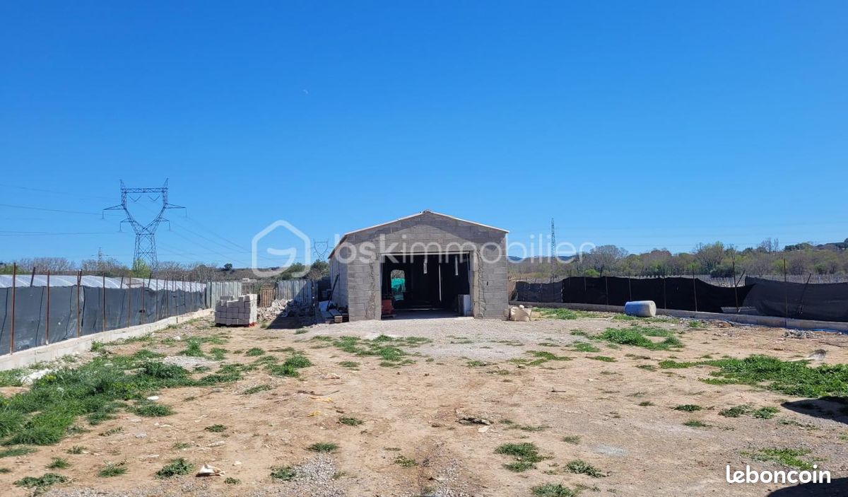 Terrain agricole 2 730 m² Paulhan · 75 000 €