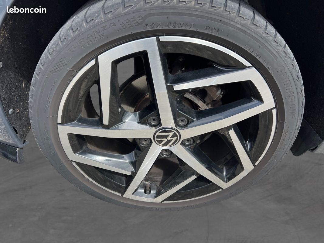 VOLKSWAGEN GOLF 1st 1.5 TSI ACT OPF 130 BVM6 Style (image 16)