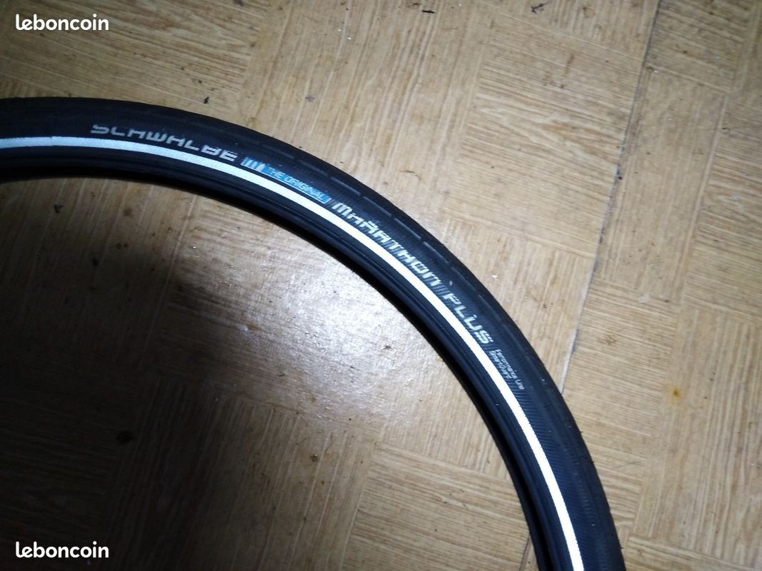 L'ARTICLE EST DISPONIBLE : Pneu Schwalbe Marathon Plus 26" x 1.50 - increvable peu d'usure (image 3)