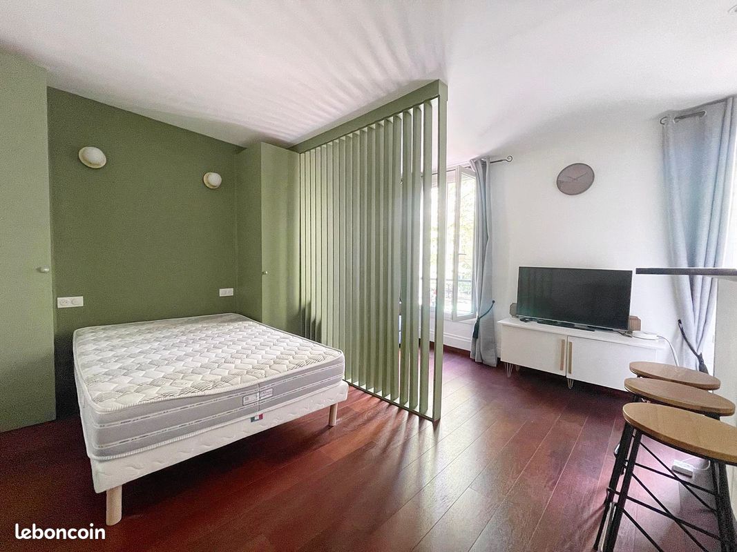 Appartement 1 pièce 27 m² · à Paris · 27 m² · 255 000 €