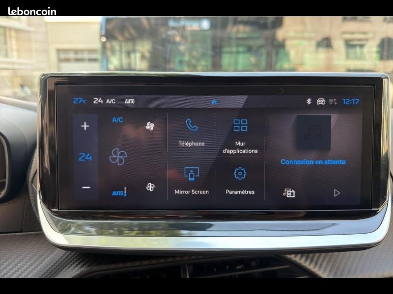 Peugeot 208 1.2 Hybrid 110ch Allure e-DCS6 (image 24)