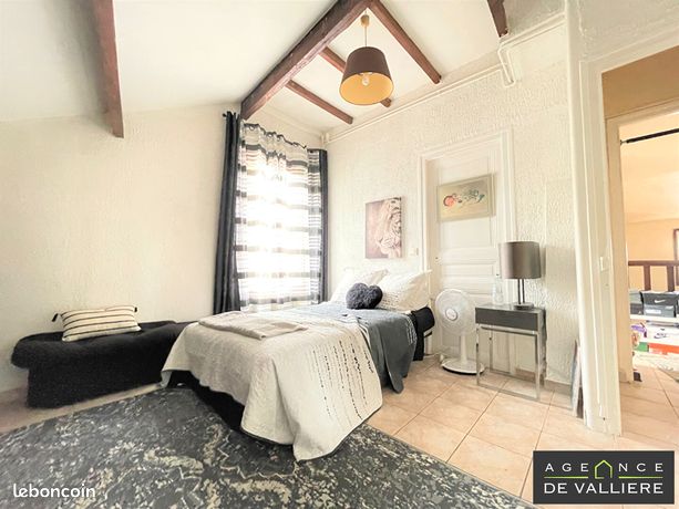 Maison a louer nanterre - 8 pièce(s) - 190 m2 - Surfyn