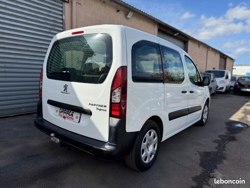 Peugeot Partner Tepee 1.6 Blue-HDi 100CH Active (image 4)