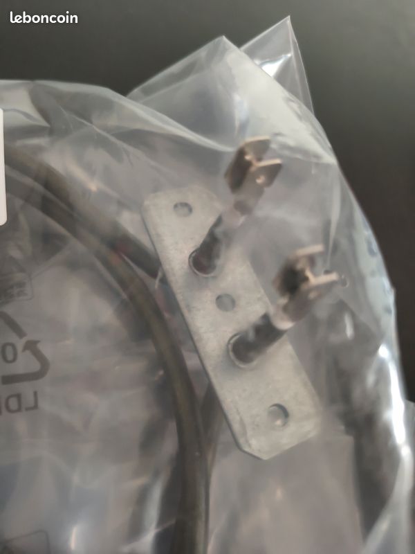 Résistance circulaire 2000W pour Four, cuisinière 481225998405 ARISTON HOTPOINT, BAUKNECHT, CYLINDA, FAGOR, IGNIS, IKEA, IKEA WHIRLPOOL (image 3)