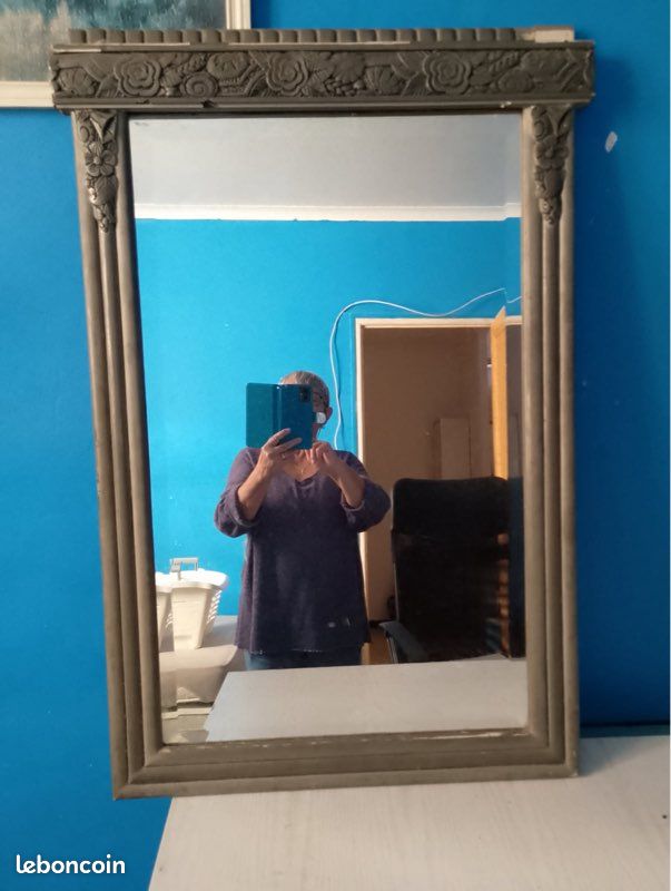 Miroirs décoratifs gris pour la maison