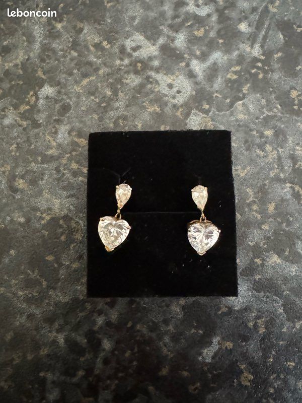 Paire Boucles d'oreille or 375/1000 , 9 carats (image 1)