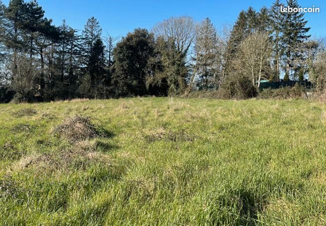 Terrain 1 187 m² Saint Amand De Coly