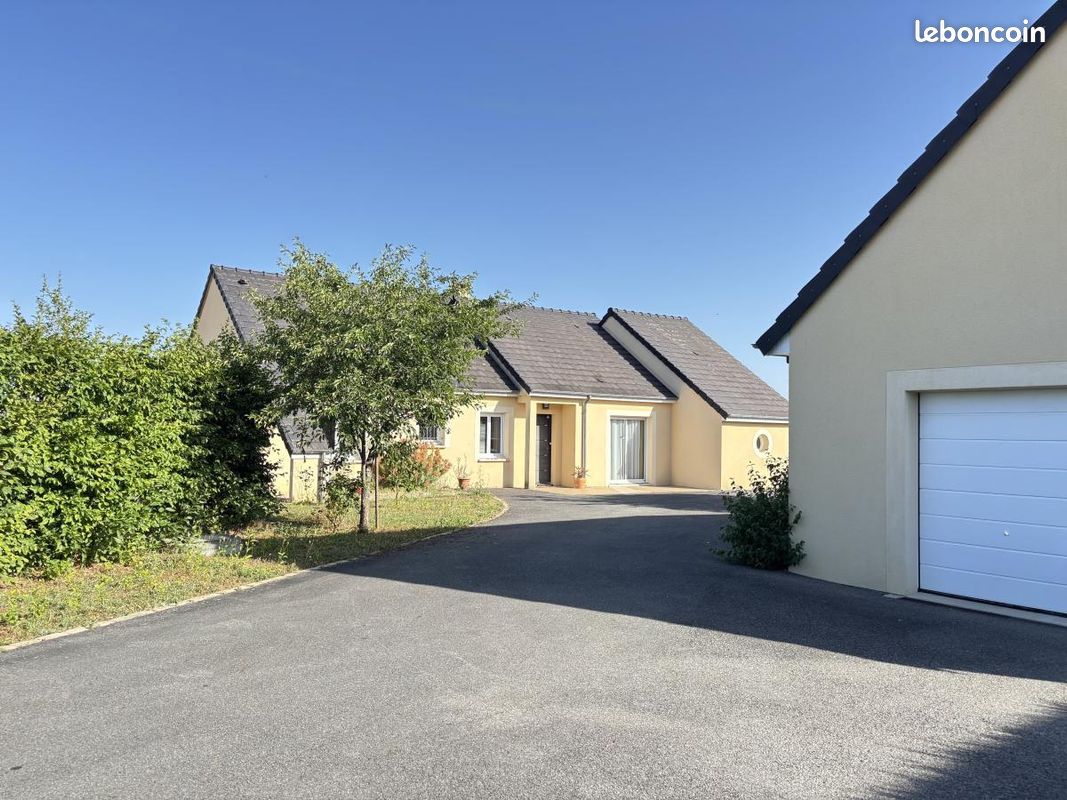 Maison 8 pièces 138 m² · à Fussy · 138 m² · 275 600 €