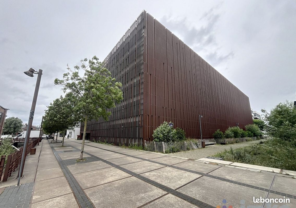 Parking 35 m² · à Lille · 35 m² · 32 000 €