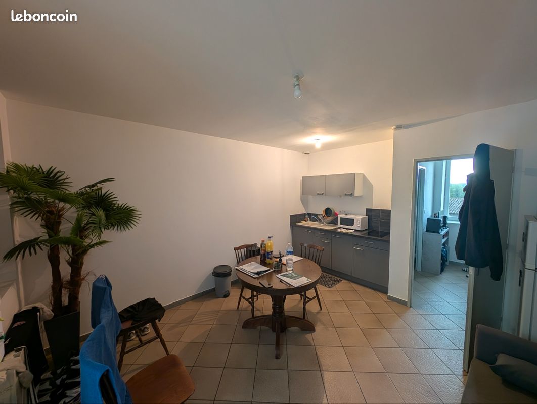 Appartement 2 pièces 27 m² · à Bourgoin-Jallieu · 27 m² · 630 €/mois