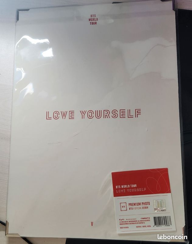 Bts v premium photo (image 2)