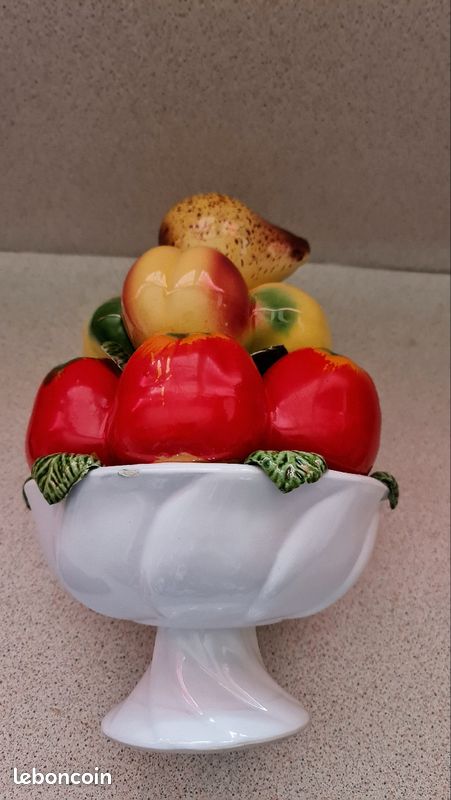 Coupe de fruits en céramique en trompe l'œil (image 2)