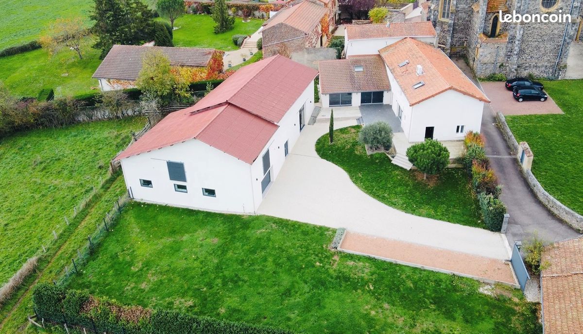 Maison 5 pièces 184 m² · à Cordelle · 184 m² · 399 000 €