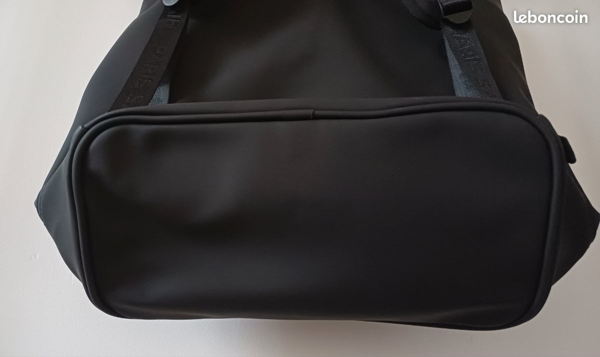 Sac à Dos Officiel PSG Paris Saint-Germain Stadium 4 - Noir