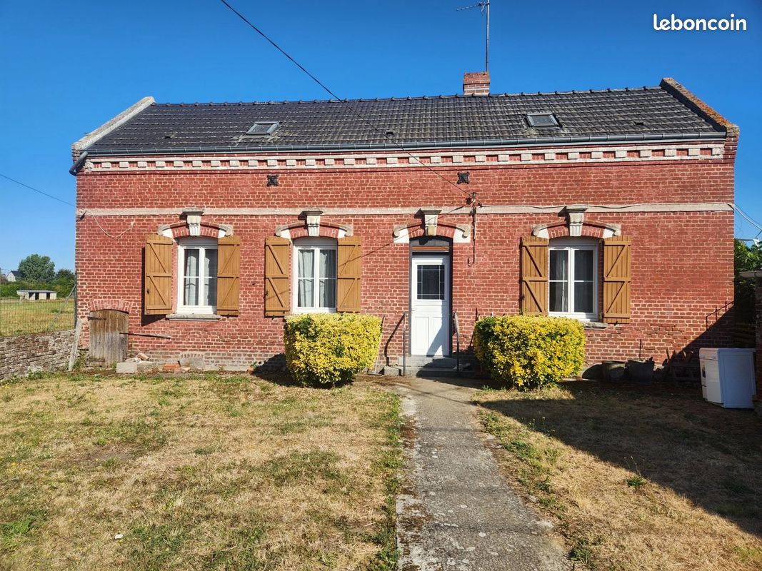 Maison 3 pièces 130 m² · à Fouquescourt · 130 m² · 90 000 €