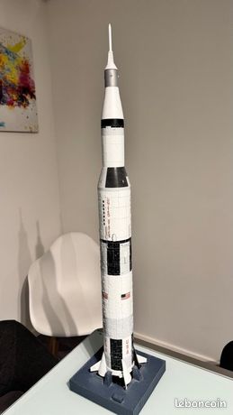 Puzzle 440 pièces - Fusée spatiale Saturne V / NASA - Puzzle 3D adulte - Puzzle adulte
